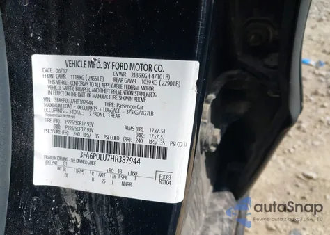 2017 Ford Fusion Hybrid Se z USA, uszkodzony, nr VIN 3FA6P0LU7HR387944